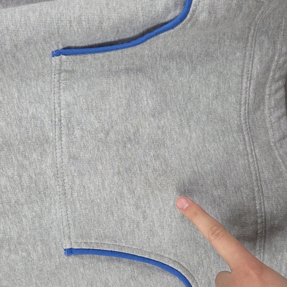 Chicago Cubs Embroidered Hoody Size Large - Picture 5 of 9